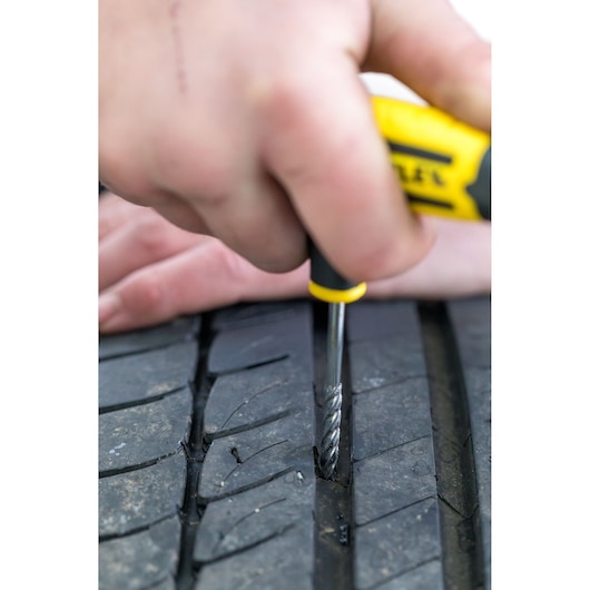 STANLEY® Flat Tyre Repair Kit